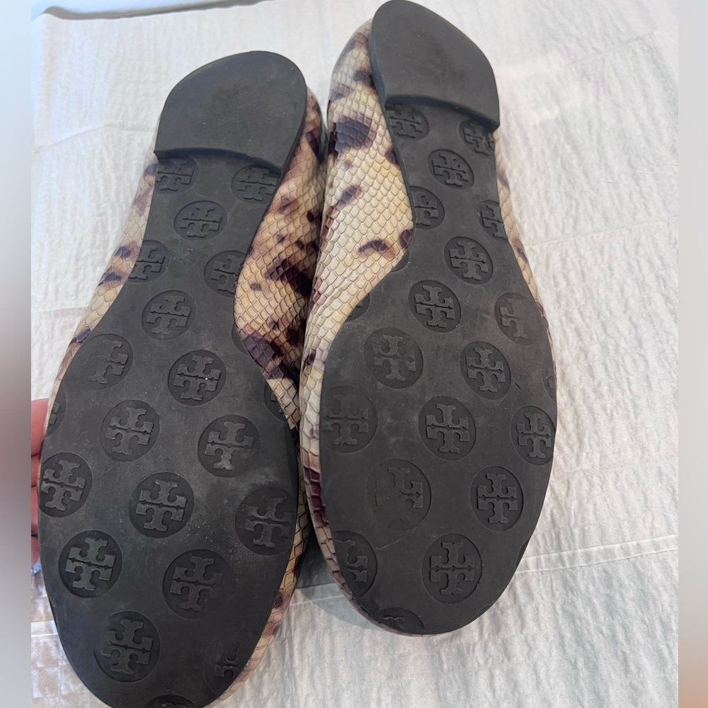 Tory Burch Reva Python Effect Ballet Flats sz 7.5 - image 6